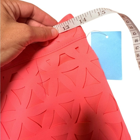 Lilly Pulitzer Pink Coral Laser Cut Sample Shorts NWT Size 4 One of a Kind - Picture 4 of 6